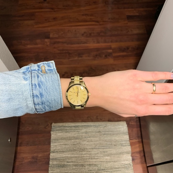 Michael Kors Watch - Picture 2 of 6